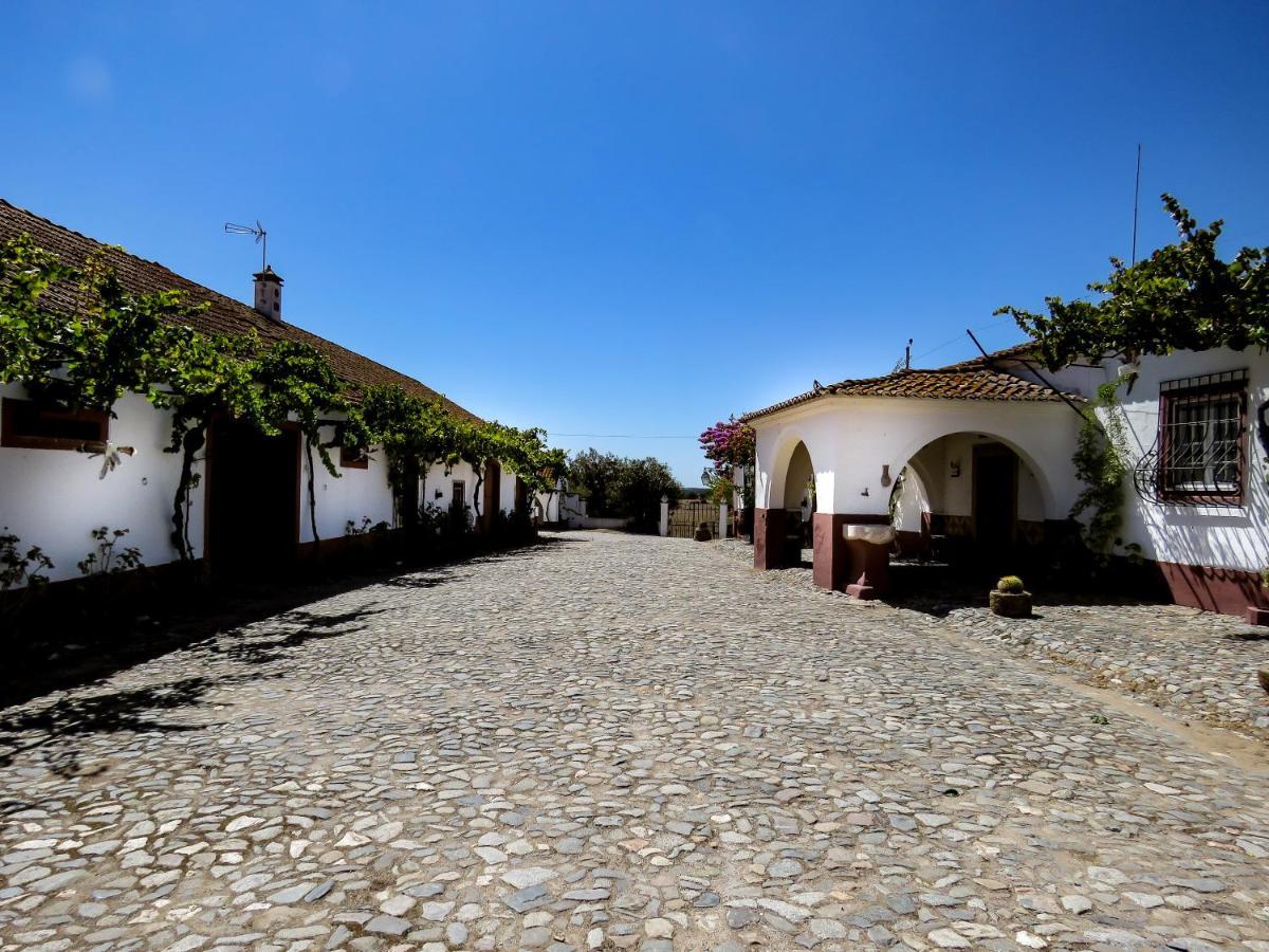 Monte Das Oliveiras Villa Arraiolos Exterior photo